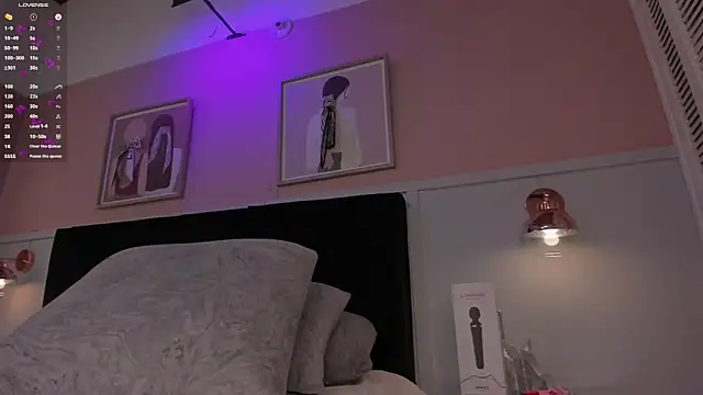 elodie_walker webcam