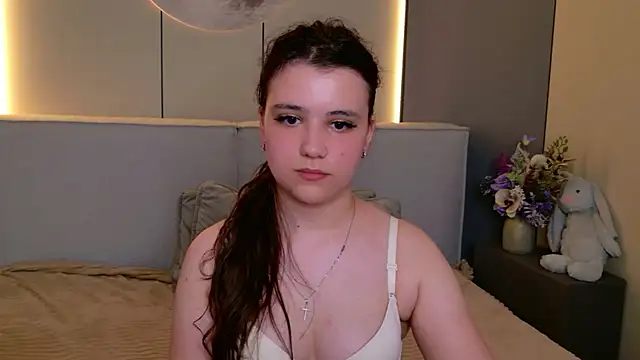 Pauline_Heaven webcam