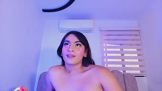 Malaia_thompson_ webcam