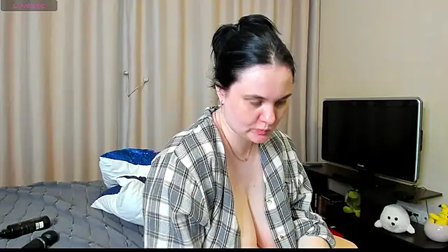 AlanaBrox webcam