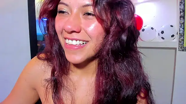 Raven_Rouge_ webcam