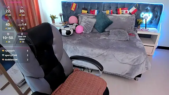 Blair_red_ webcam
