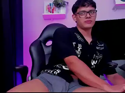 mike_sanz webcam