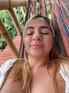 sammyqueenx21 webcam