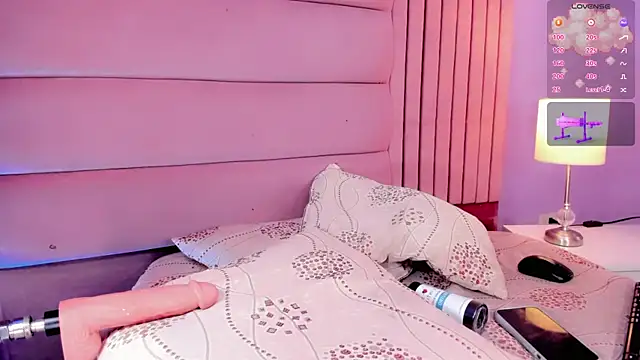 Model: Camille_deluxe