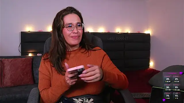 kathieandpovcock1 webcam