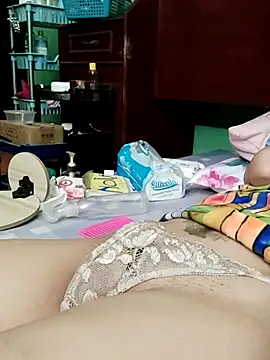 QueenSoreal webcam