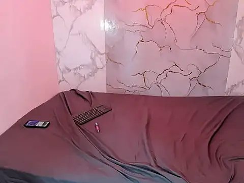 Nahomi_hot_77 webcam
