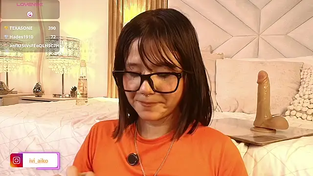 Ivi_Aiko webcam