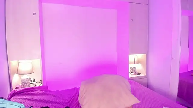 TaylorBloom webcam