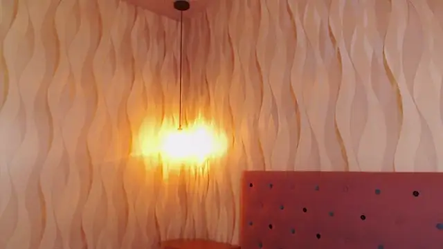 Milf_NaomiBraunx webcam