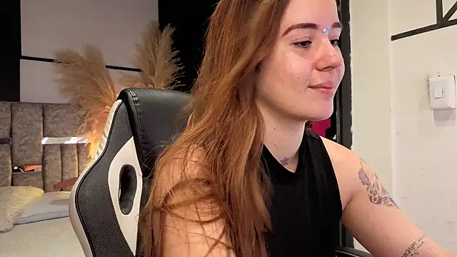 AlliceLover webcam