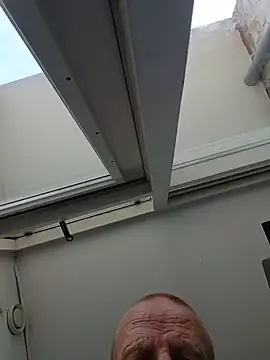 ClubbyEuphory webcam