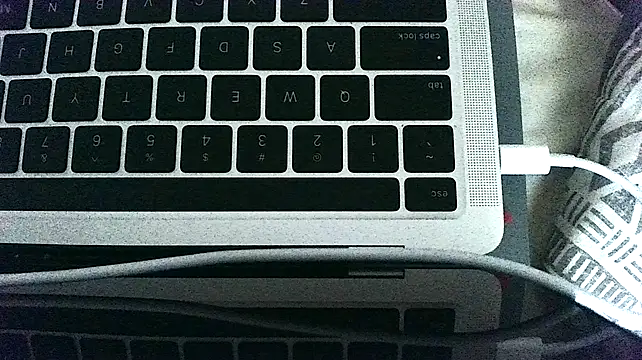 Yournaughty webcam
