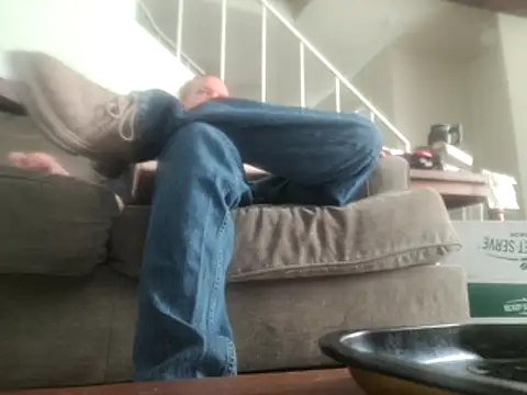 yourMasterisBored webcam