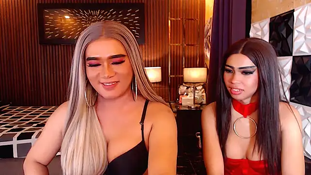 MariaSofiaLoveTS live cam on StripChat