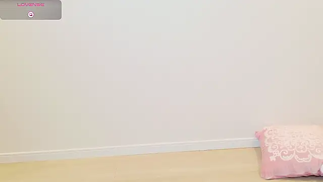 chat__MIYU webcam