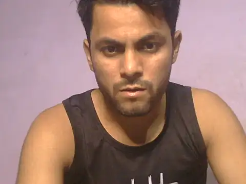 Stubborndesiboy webcam