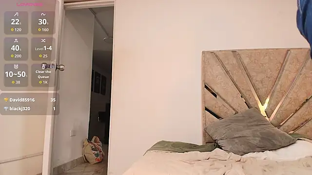 aleskahoffman1 webcam