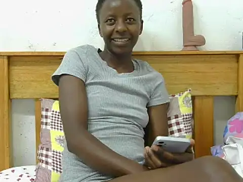 zuhura69 webcam