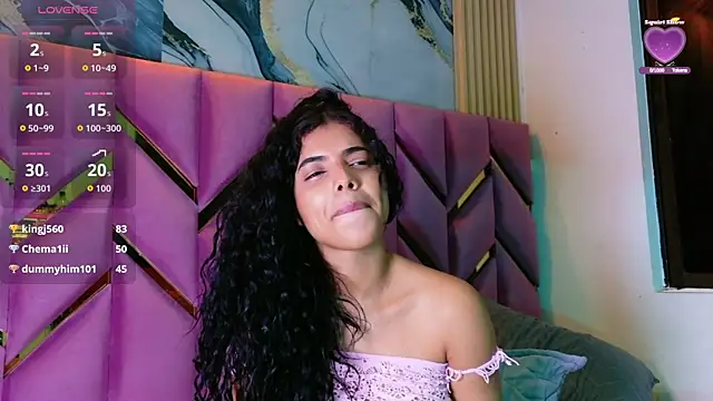hotiergirl live cam on StripChat