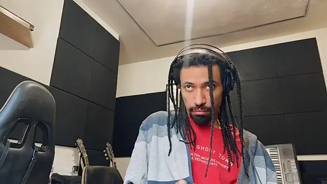 FavelaDaddyCum webcam