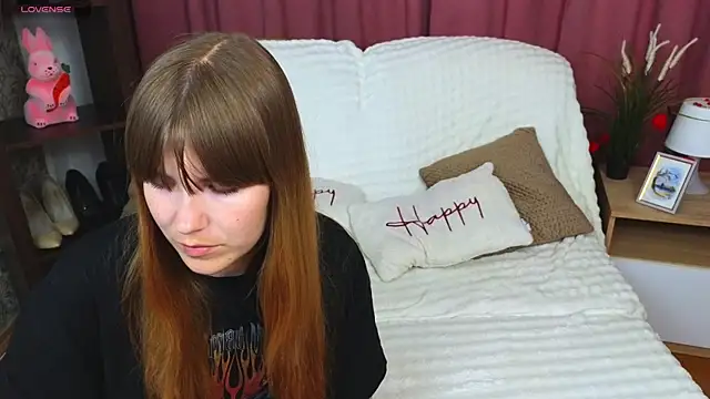 EmilyCuper_ webcam