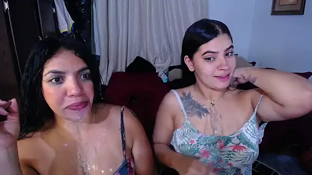 Sharlottee webcam