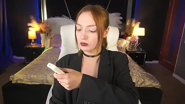 LizzaMoonn webcam