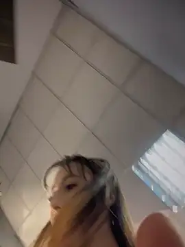IAmNobodyXXX webcam