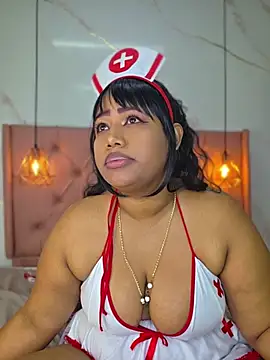 Belle_Brunette webcam