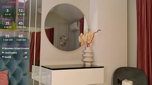 SiennaPierce webcam
