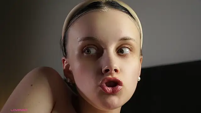 KirstinMcgeady webcam