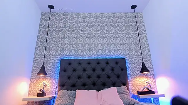 Arya_Leon webcam