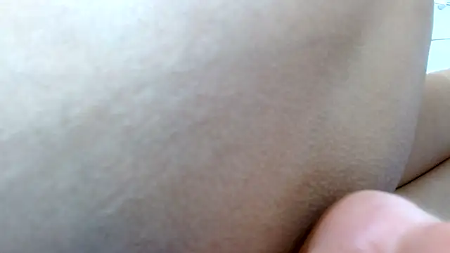 thebesthairypussy2 webcam