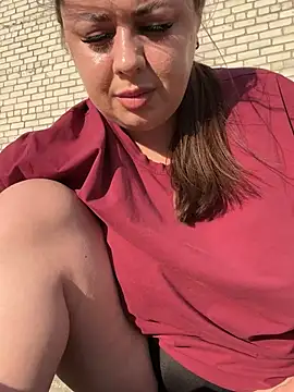 Sara_Hug webcam