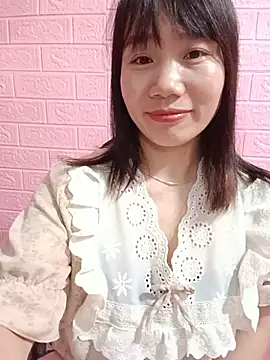em_xinh05 - Em_xinh05's free webcam - UK Sex Cams