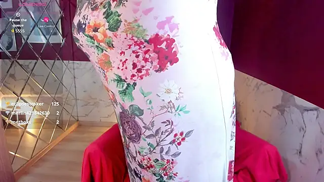 KellyPerfection webcam