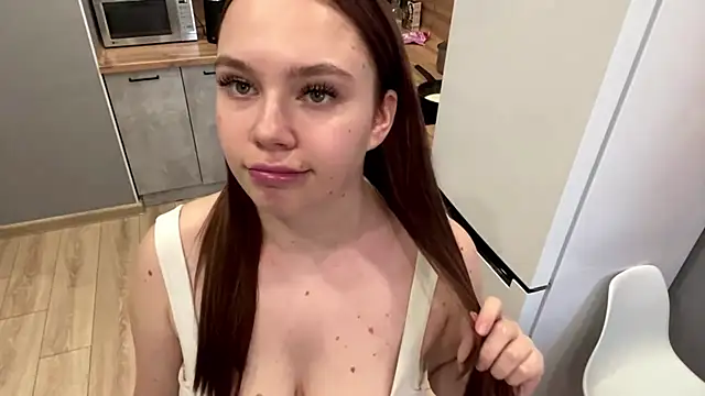 MollyFenx webcam