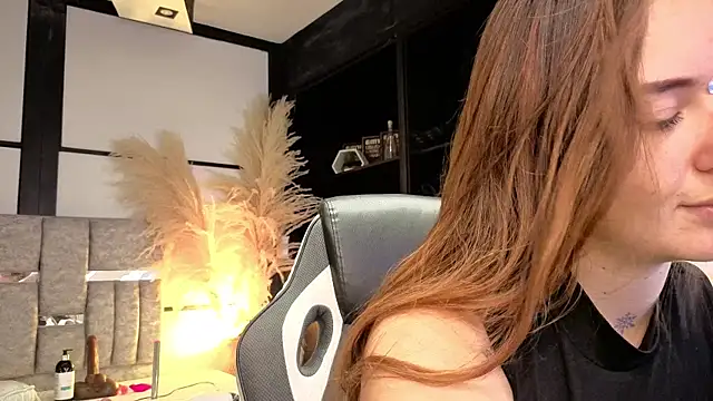 AlliceLover webcam