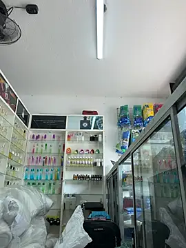 ISABELLA__LUNA webcam
