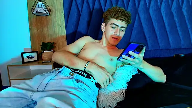 Tyler_Mcrey webcam