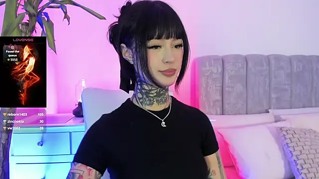 doll__bella