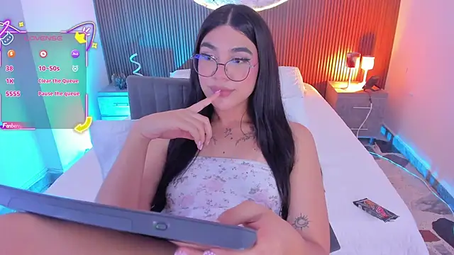 RoseCassie webcam