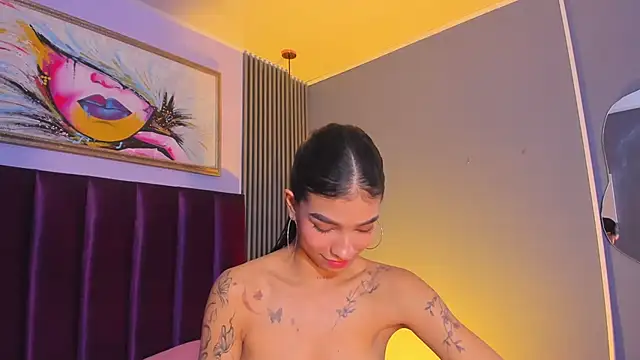 LauraAristizabal webcam