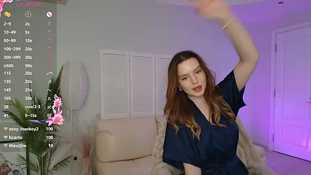 Milana_Moons webcam