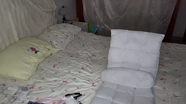 xinxinbabyisme webcam