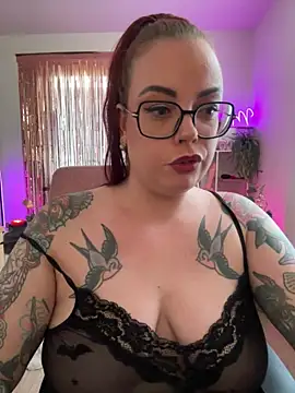 Miss_Lucifer6 live cam on StripChat