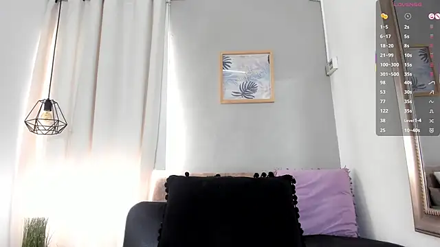 LenaRuiz_ live cam on StripChat
