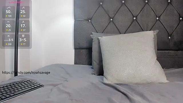 noah_johes webcam